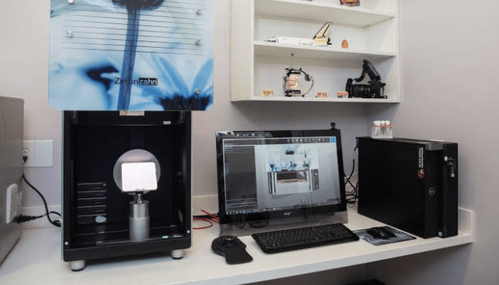 Desktop or Laboratory Scanners