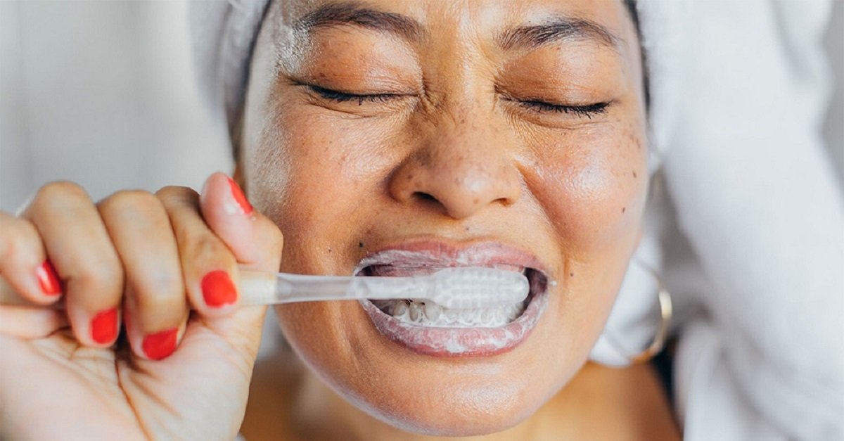 How Hard Should You Brush Your Teeth