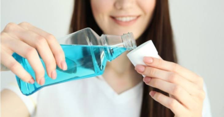 Using mouthwash for extra oral care